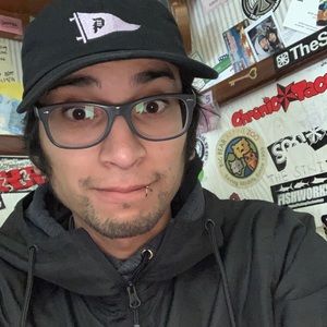 Meet your Posher, Luis